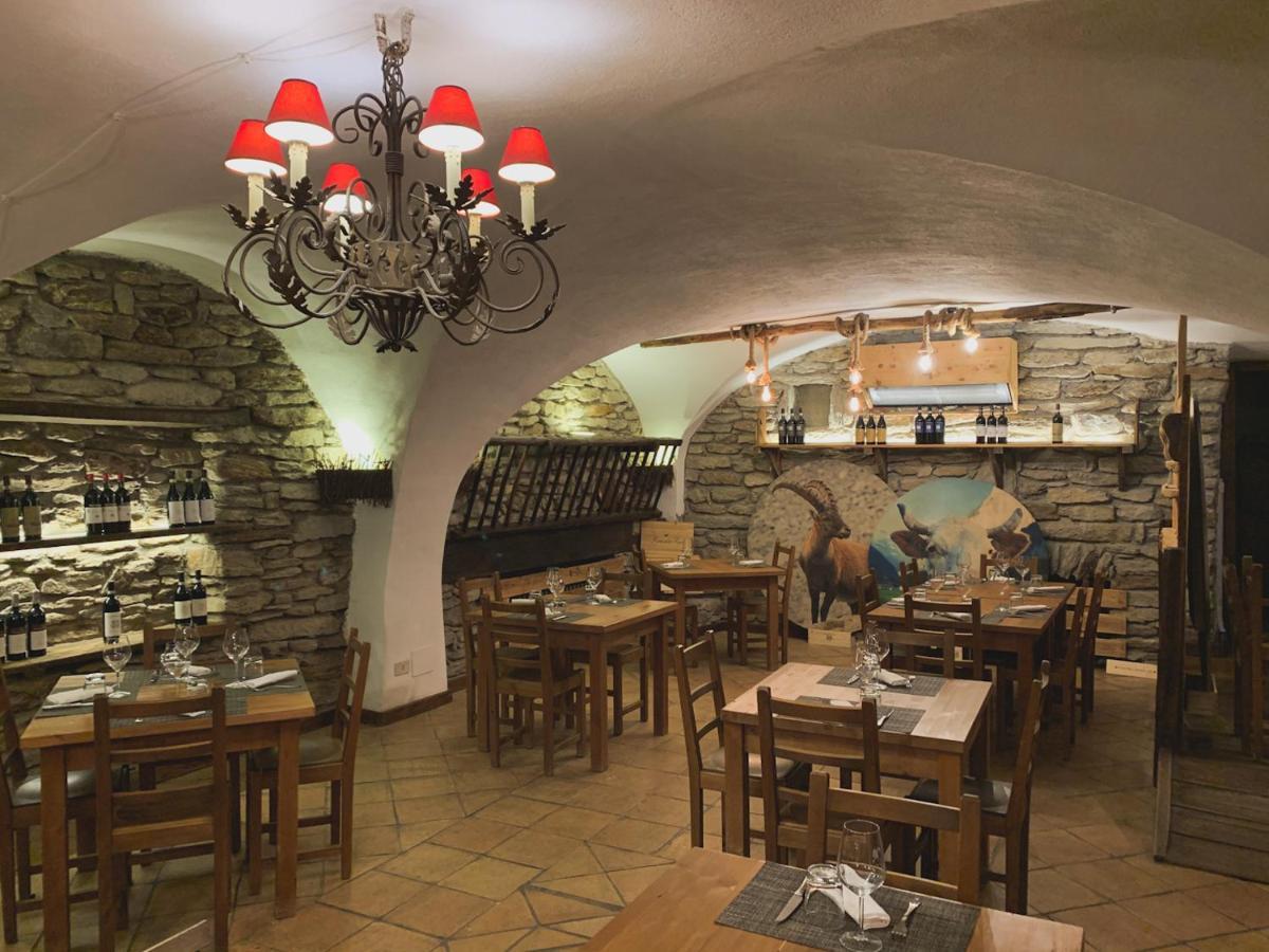 Locanda Alleve Hotel Ristorante Pragelato Exterior photo